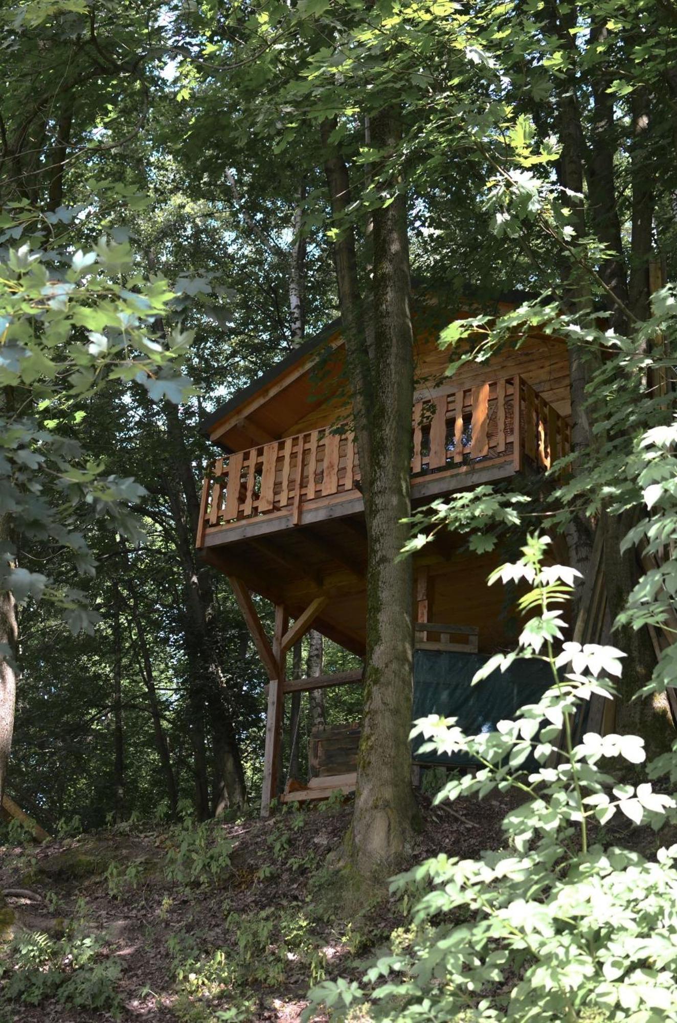 Treehouse Velke Losiny Luaran gambar