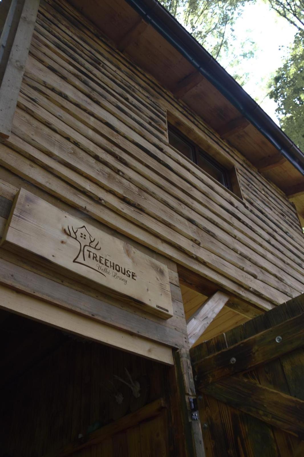 Treehouse Velke Losiny Luaran gambar