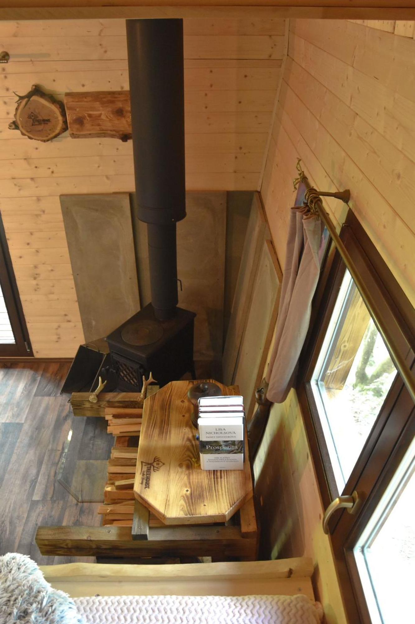 Treehouse Velke Losiny Luaran gambar
