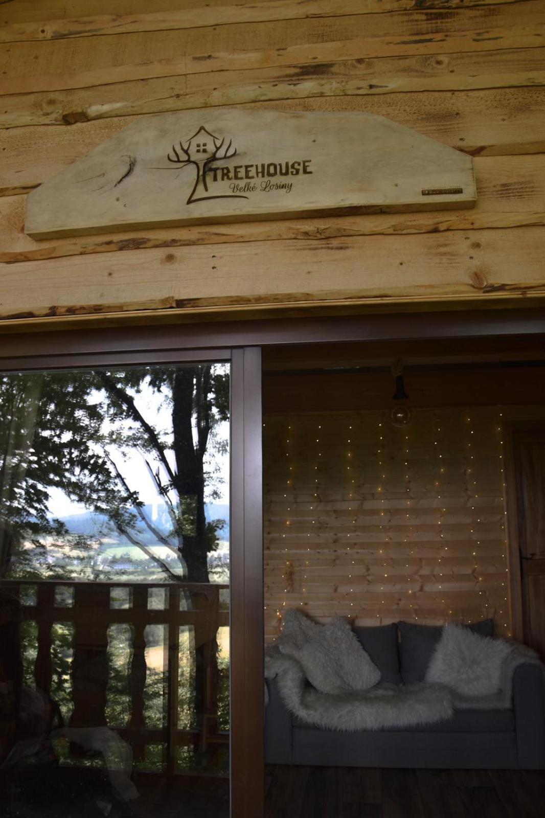 Treehouse Velke Losiny Luaran gambar